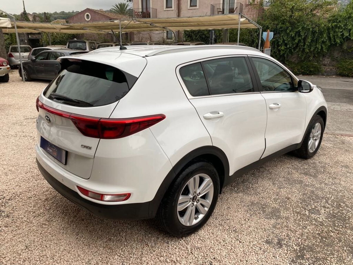 Kia Sportage 1.7 CRDI 2WD Cool (9)
