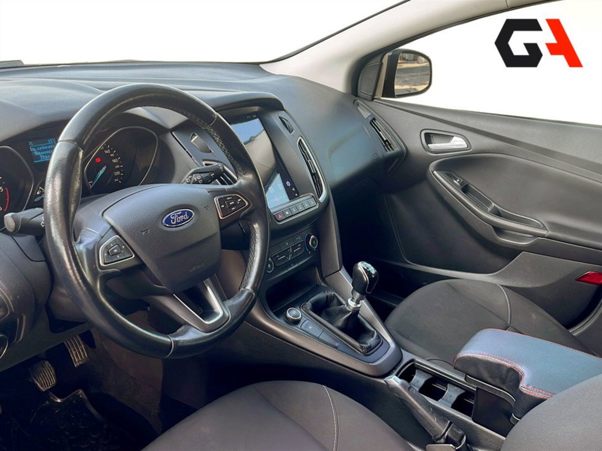Ford Focus Station Wagon 1.5 TDCi 120 CV Start&Stop SW Business (11)