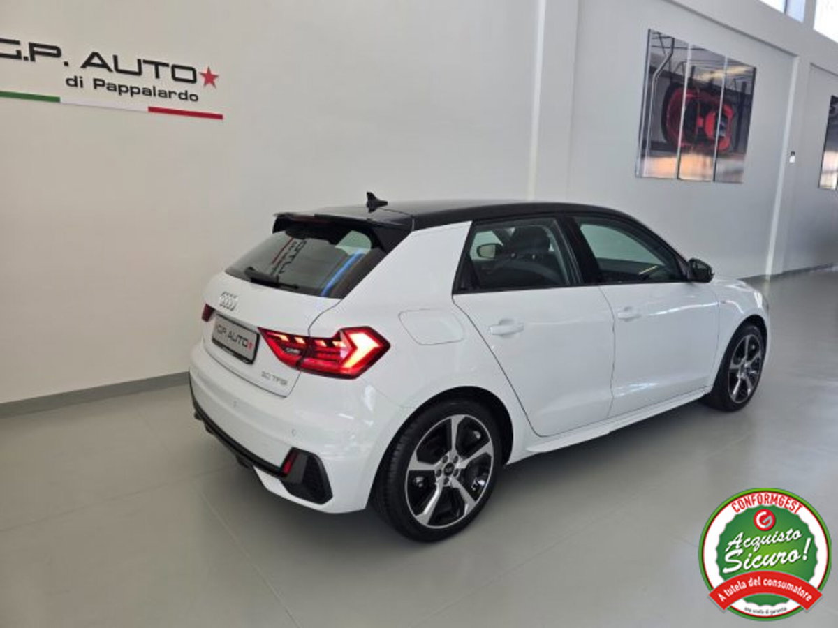 Audi A1 Sportback 30 TFSI S line edition (4)