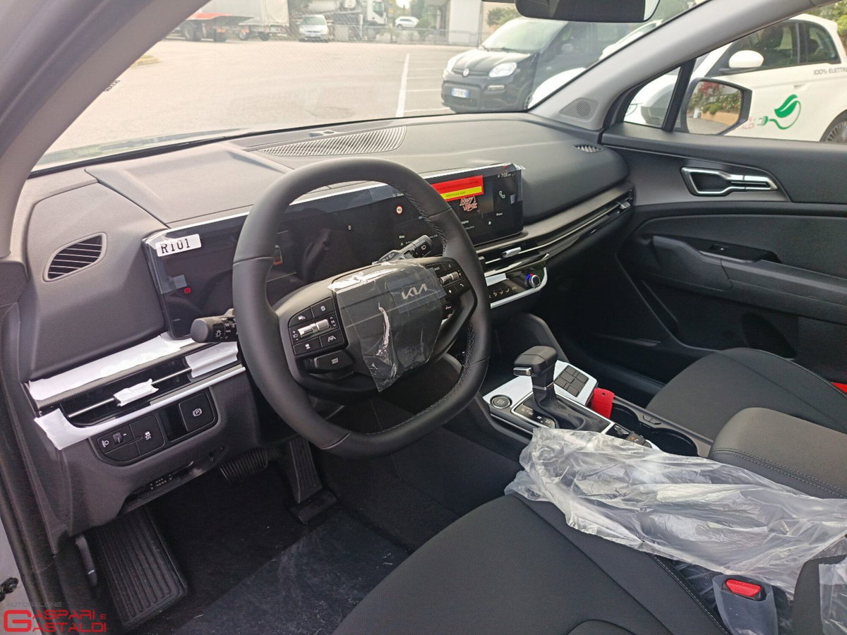 Kia Sportage 1.6 TGDi MHEV DCT Business (9)