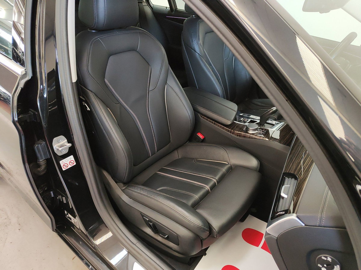 BMW Serie 5 Touring 530e xDrive  Luxury (5)