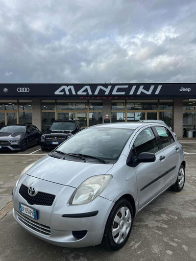 Toyota Yaris 1.0 5 porte Now