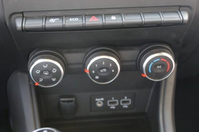 Renault Captur TCe 90 CV Equilibre (13)