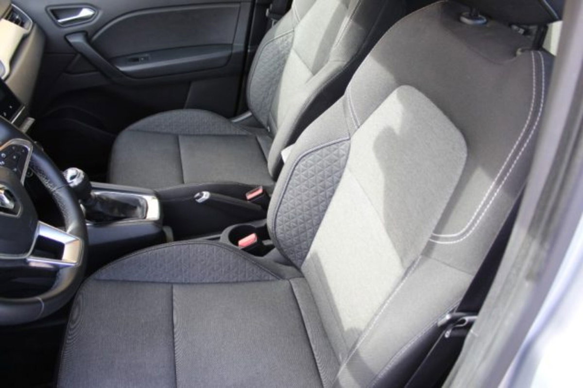 Renault Captur TCe 90 CV Equilibre (9)