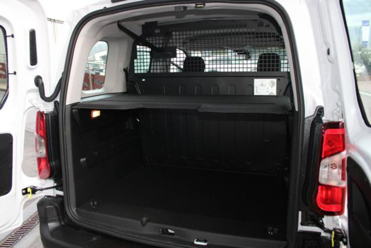Opel Combo Life 1.5D 100 CV S&S Elegance XL 7 Posti (11)