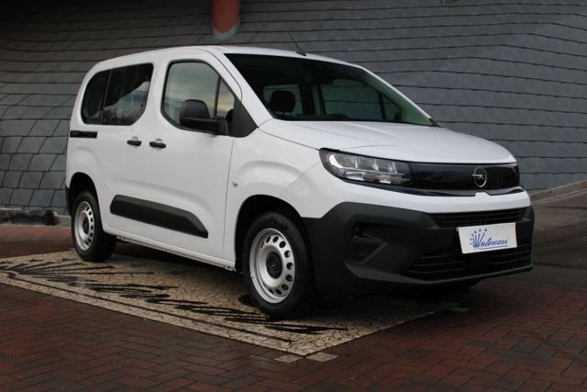 Opel Combo Life 1.5D 100 CV S&S Elegance XL 7 Posti (2)