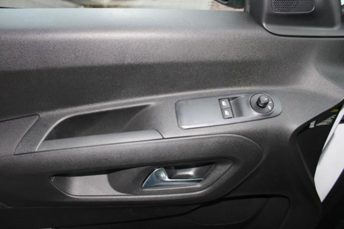 Opel Combo Life 1.5D 100 CV S&S Elegance XL 7 Posti (9)