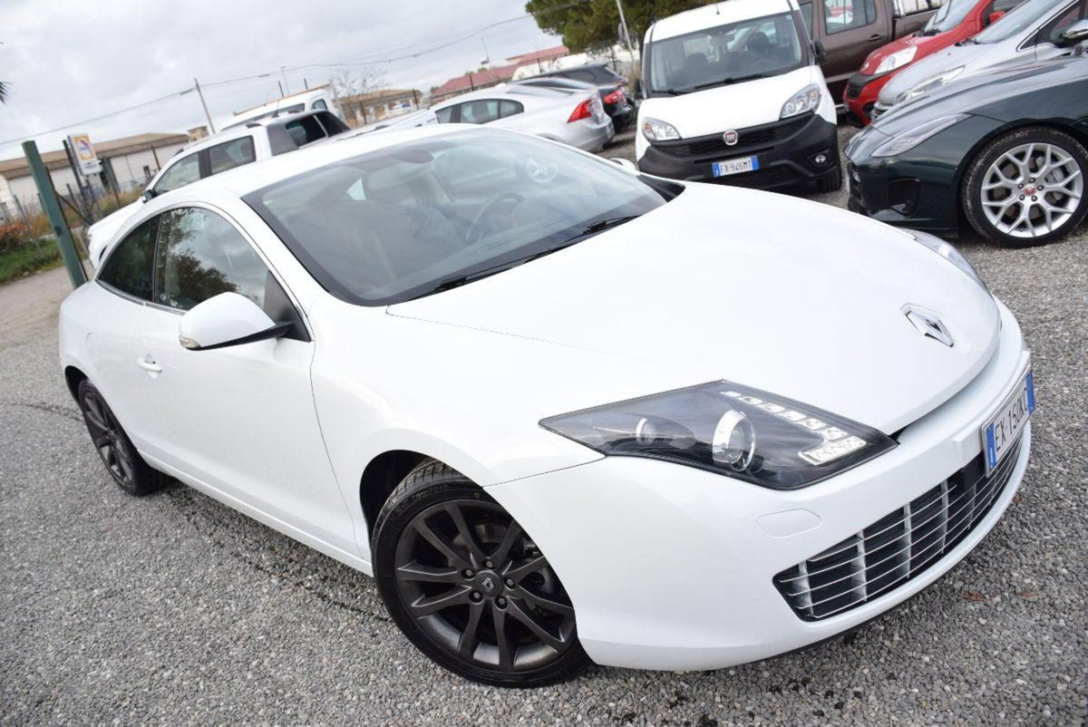 Renault Laguna Coupé 1.5 dCi 110CV Wave ESM (10)