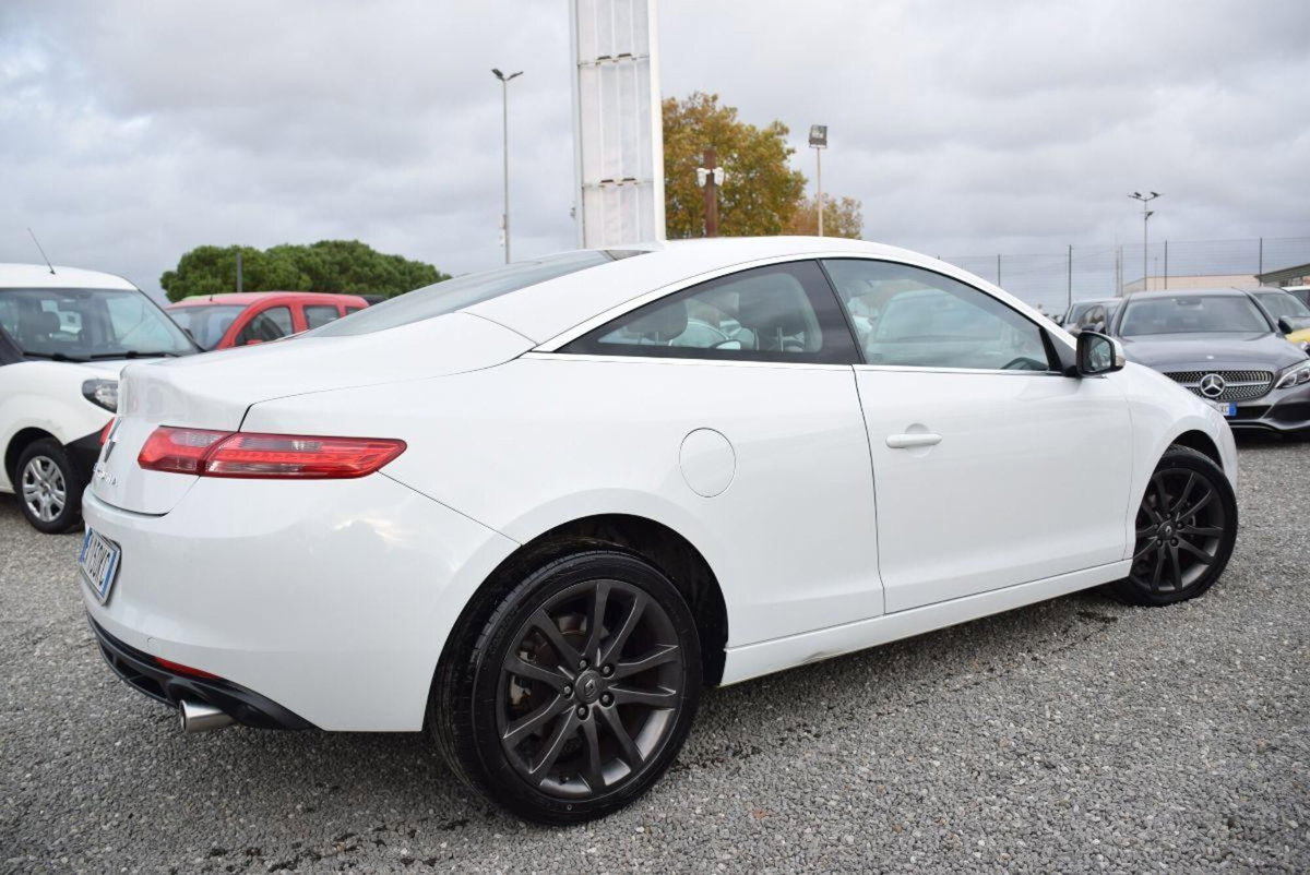 Renault Laguna Coupé 1.5 dCi 110CV Wave ESM (3)