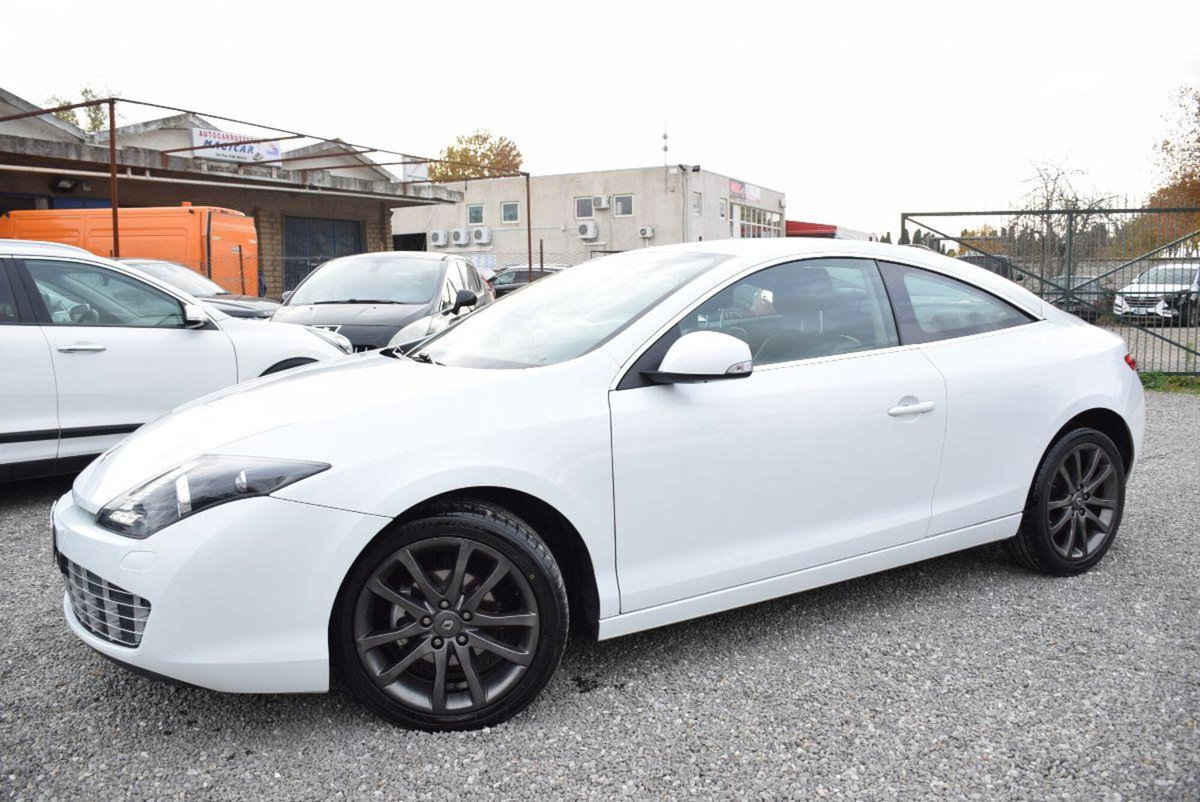 Renault Laguna Coupé 1.5 dCi 110CV Wave ESM (4)
