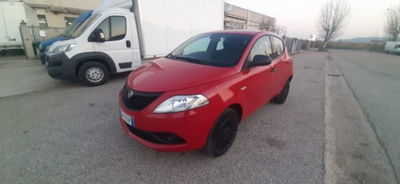 Lancia Ypsilon 0.9 TwinAir 5 porte Metano Ecochic Silver