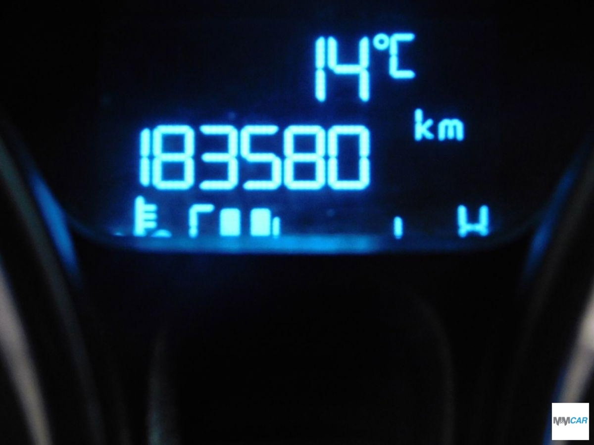 Ford B-Max B-Max 1.6 TDCi 95 CV Titanium (17)