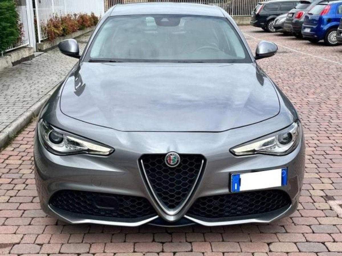 Alfa Romeo Giulia 2.2 Turbodiesel 210 CV AT8 AWD Q4 Veloce
