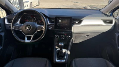 Renault Captur 1.0 tce Techno 90cv (4)