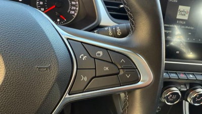 Renault Captur 1.0 tce Techno 90cv (6)