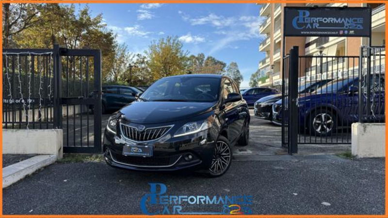 Lancia Ypsilon 1.0 FireFly 5 porte S&S Hybrid Ecochic Silver