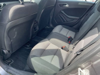 Mercedes-Benz Classe A 180 CDI Executive (13)