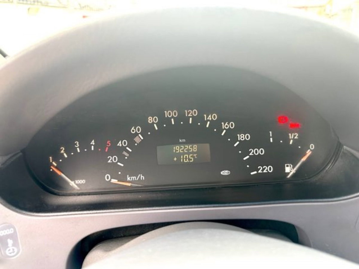 Mercedes-Benz Classe A 170 CDI cat Classic (14)