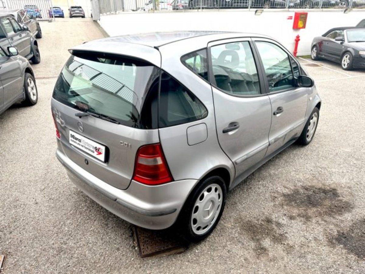Mercedes-Benz Classe A 170 CDI cat Classic (3)