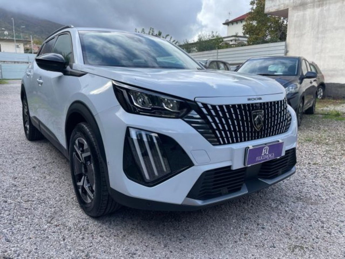 Peugeot 2008 PureTech 130 S&S EAT8 Allure Pack (9)