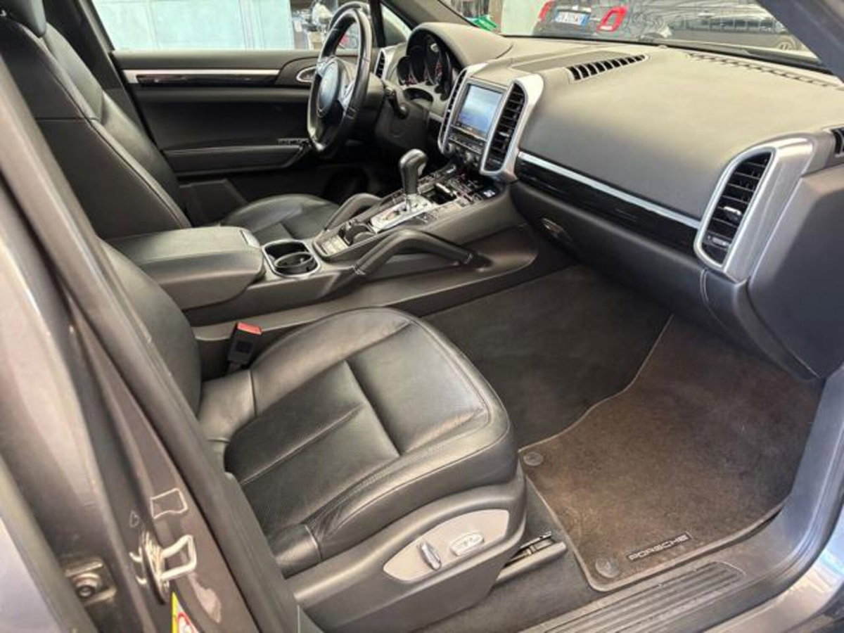 Porsche Cayenne 3.0 Diesel (13)