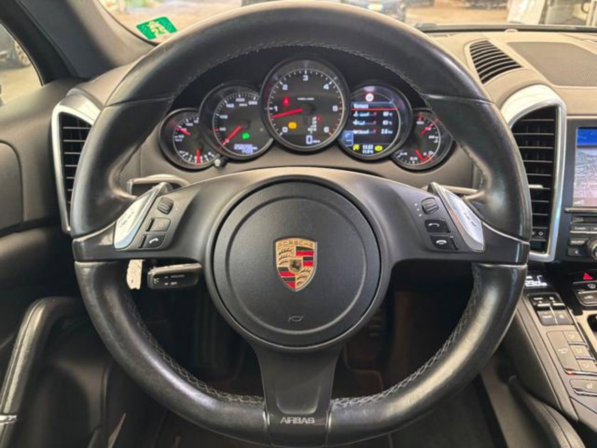 Porsche Cayenne 3.0 Diesel (15)