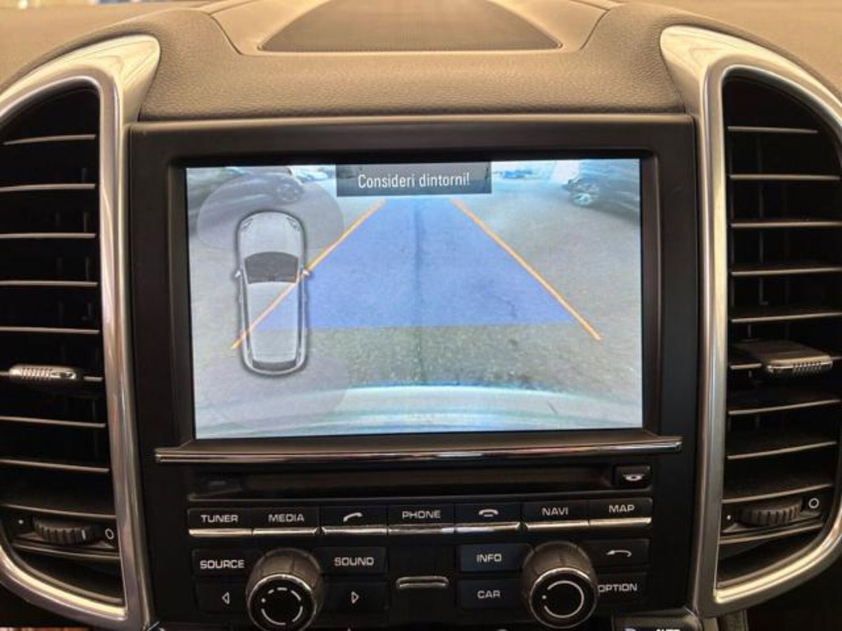 Porsche Cayenne 3.0 Diesel (17)