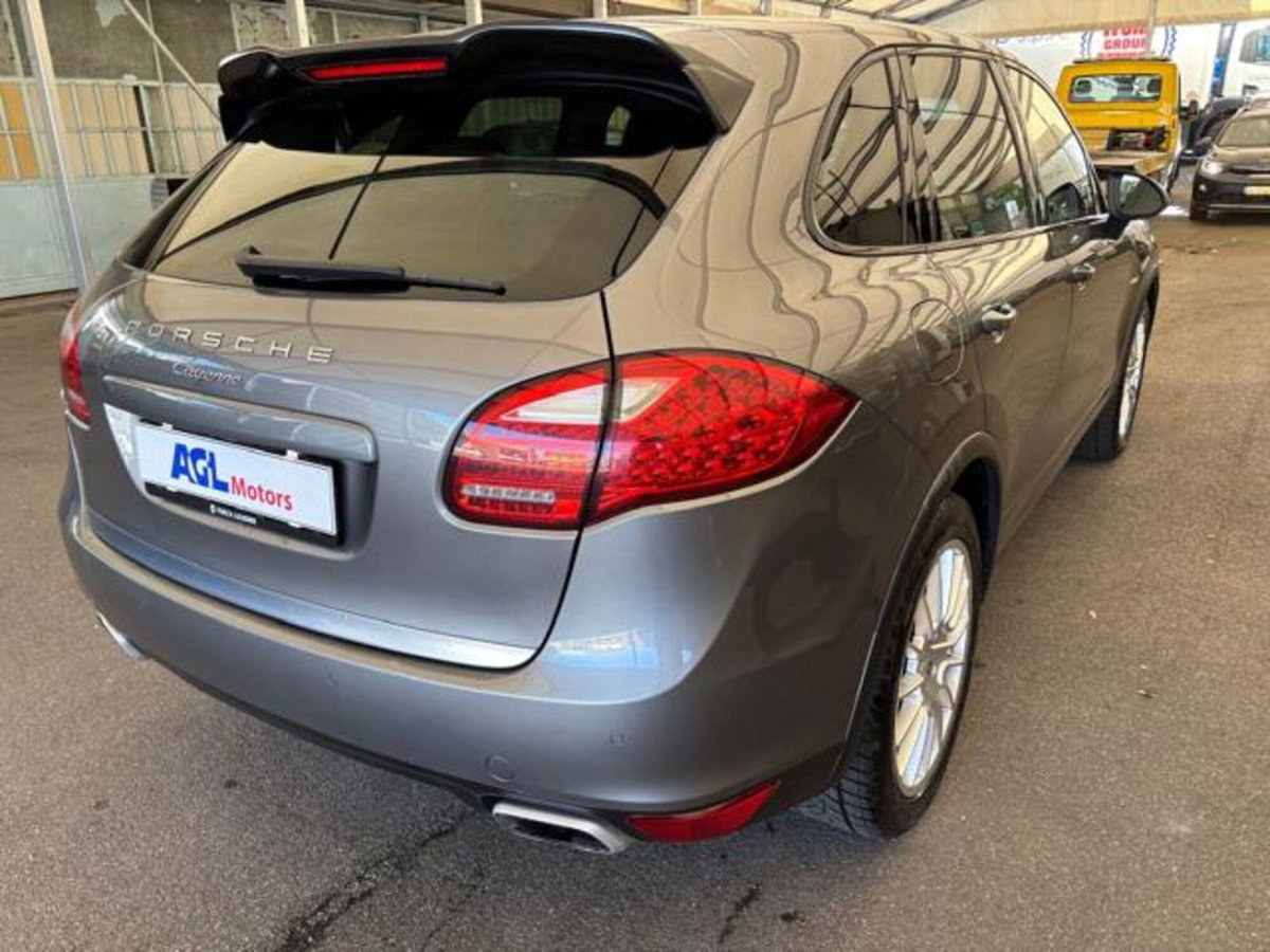 Porsche Cayenne 3.0 Diesel (4)