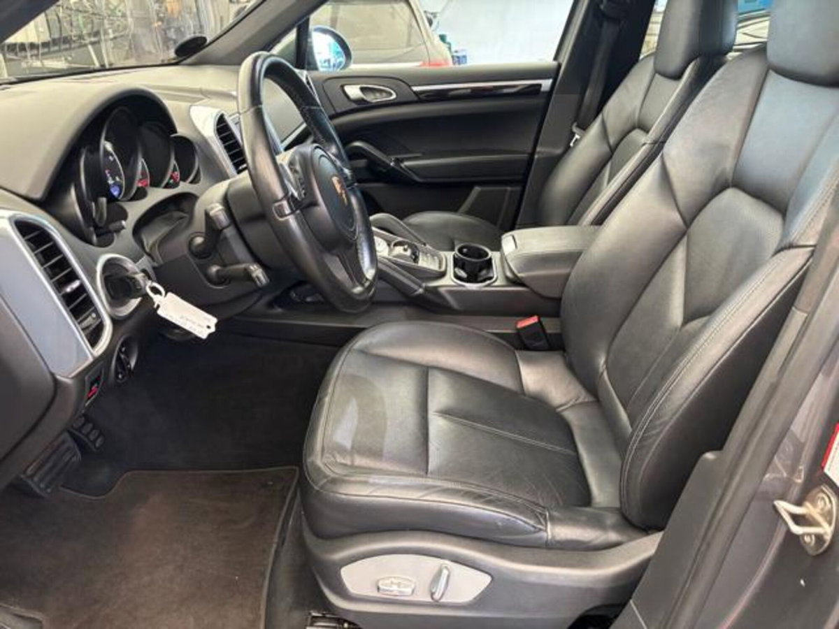 Porsche Cayenne 3.0 Diesel (7)