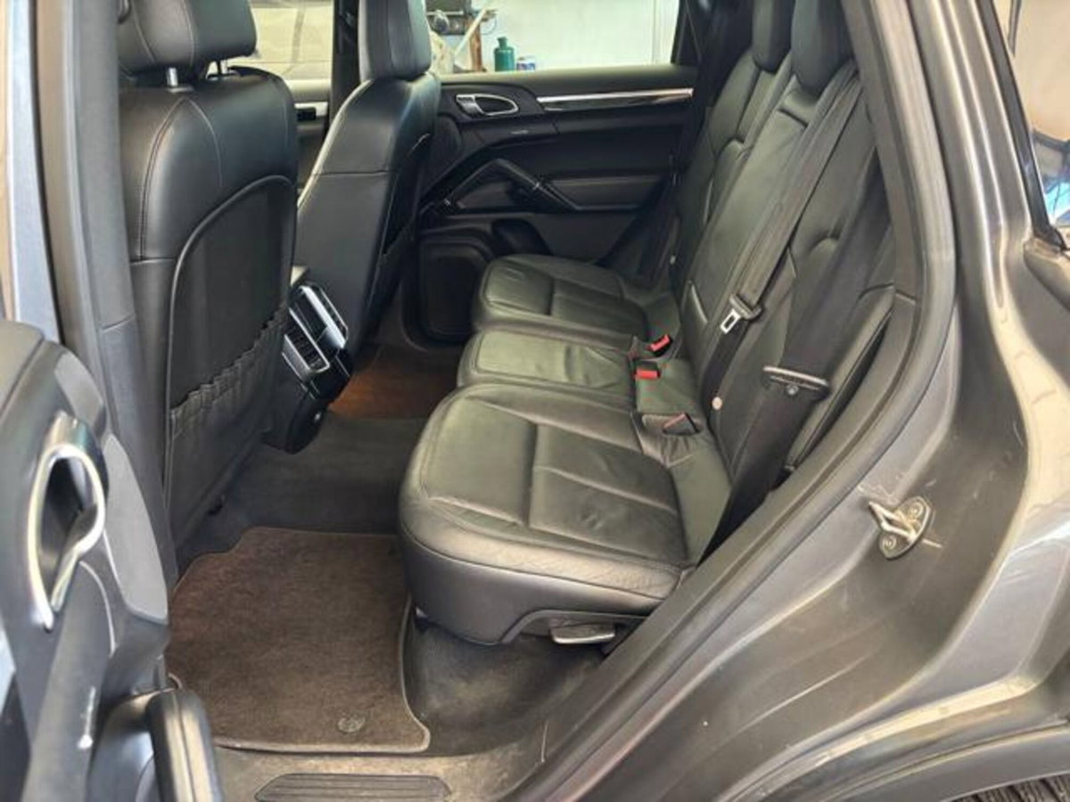 Porsche Cayenne 3.0 Diesel (8)