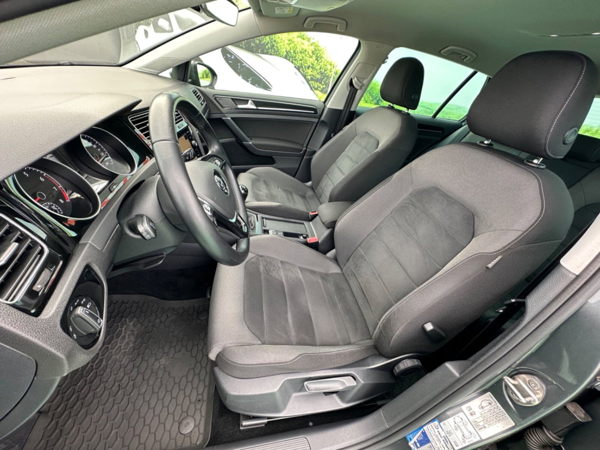 Volkswagen Golf 1.5 TGI 5p. Executive BlueMotion Technology (7)