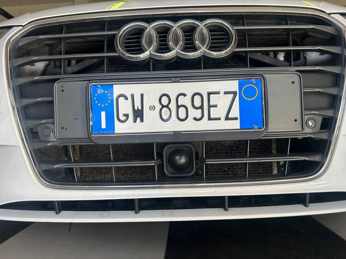 Audi A3 2.0 TDI 150 CV clean diesel Ambiente (19)