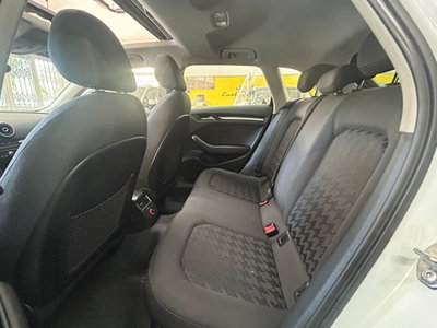 Audi A3 2.0 TDI 150 CV clean diesel Ambiente (9)
