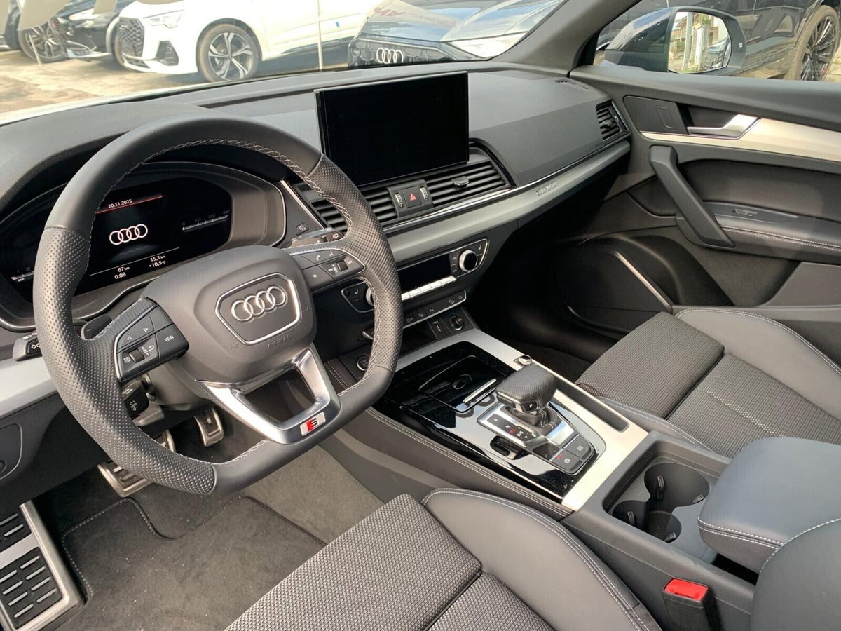 Audi Q5 Sportback 2.0 tdi mhev+ Launch Edition S line quattro 204cv s-tronic (10)