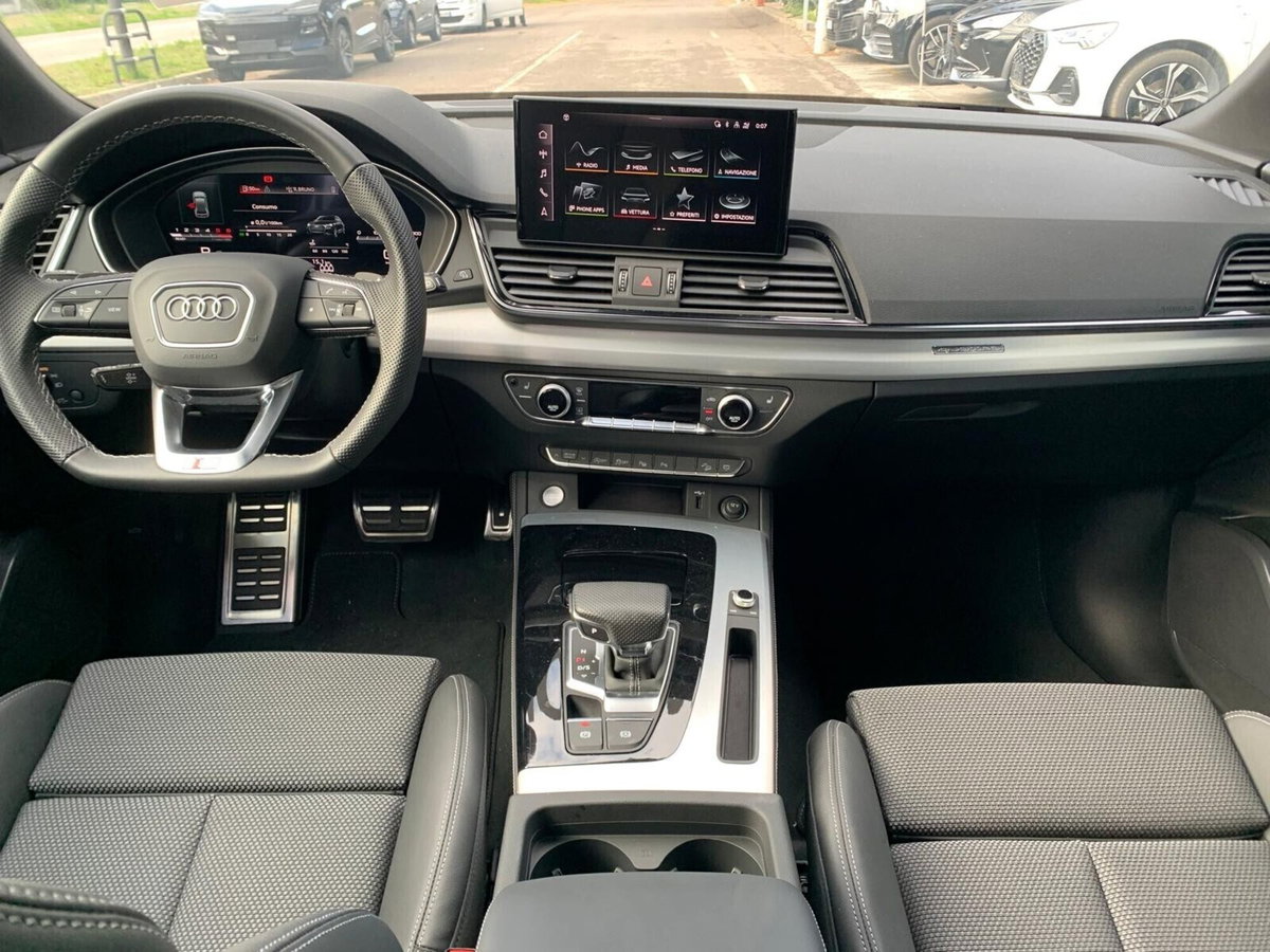 Audi Q5 Sportback 2.0 tdi mhev+ Launch Edition S line quattro 204cv s-tronic (11)