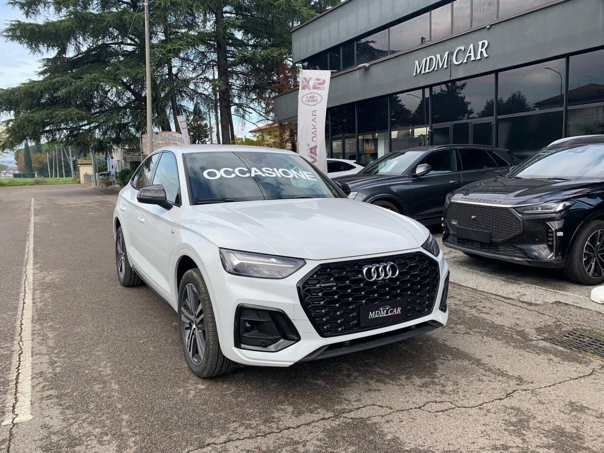 Audi Q5 Sportback 2.0 tdi mhev+ Launch Edition S line quattro 204cv s-tronic (4)