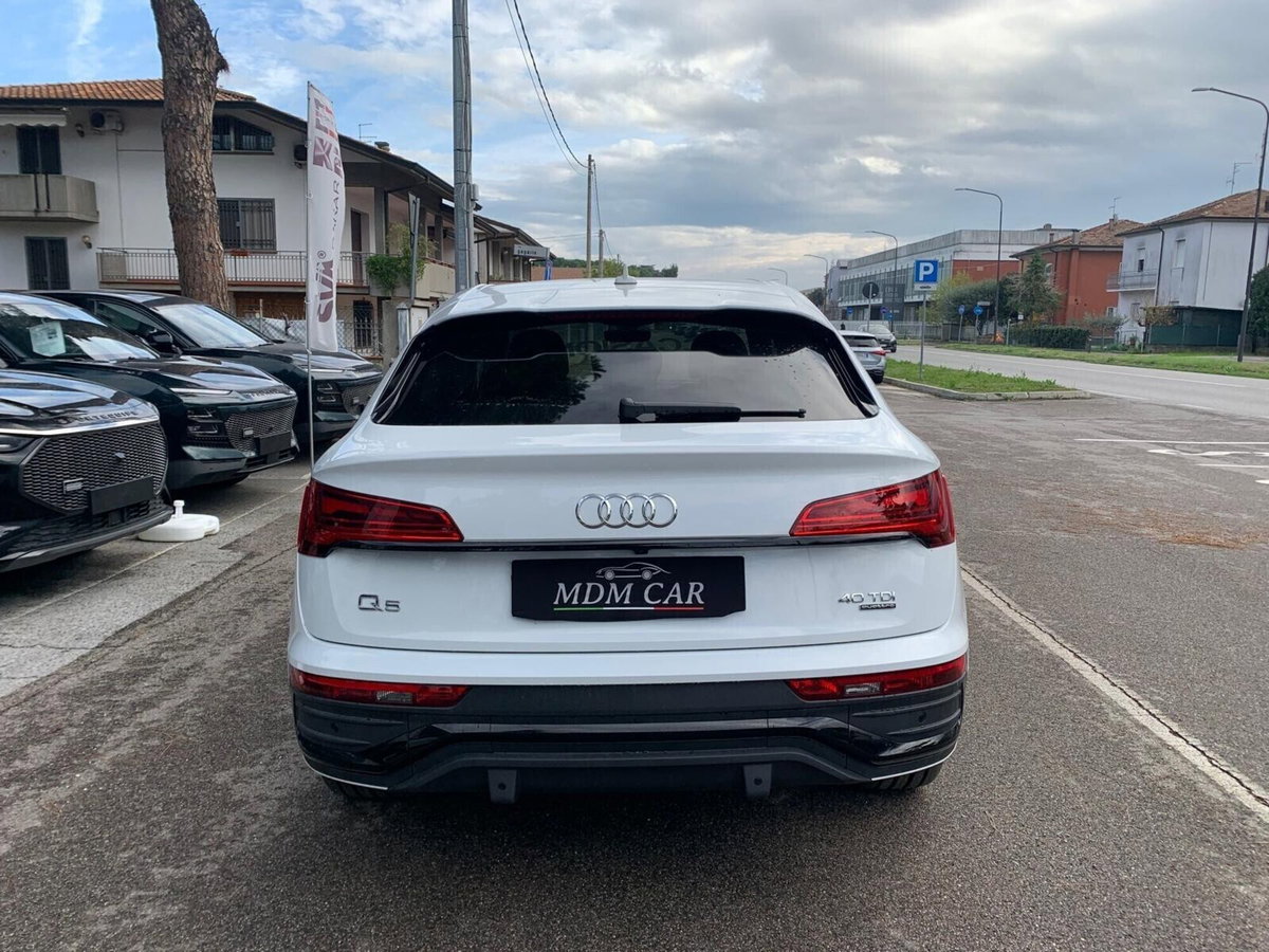 Audi Q5 Sportback 2.0 tdi mhev+ Launch Edition S line quattro 204cv s-tronic (7)