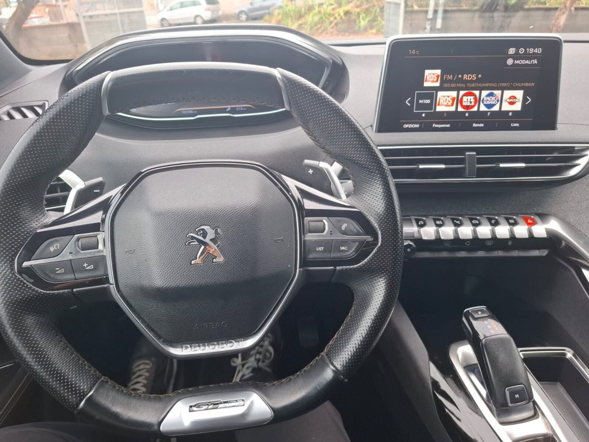 Peugeot 3008 BlueHDi 130 S&S EAT8 GT Line (15)