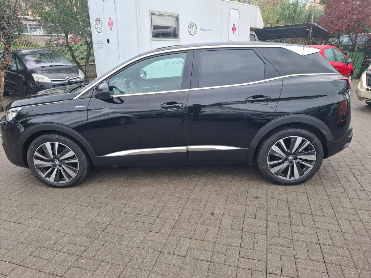 Peugeot 3008 BlueHDi 130 S&S EAT8 GT Line (3)
