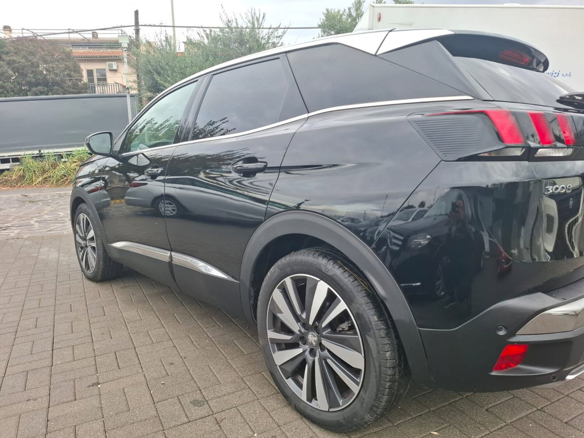 Peugeot 3008 BlueHDi 130 S&S EAT8 GT Line (4)