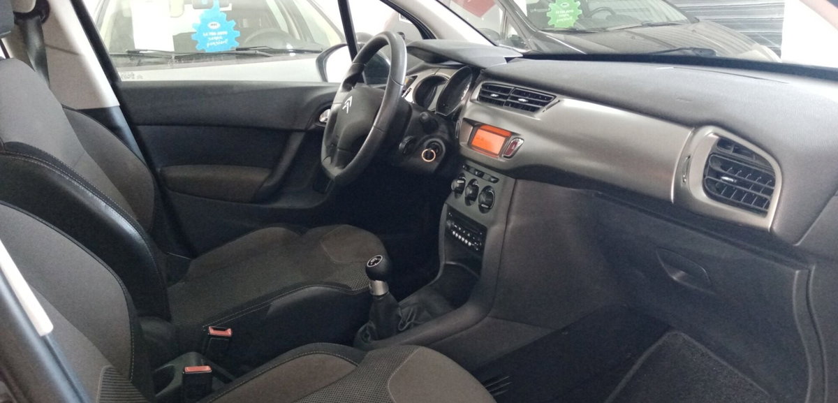 Citroen C3 1.4 HDi 70 Exclusive (14)