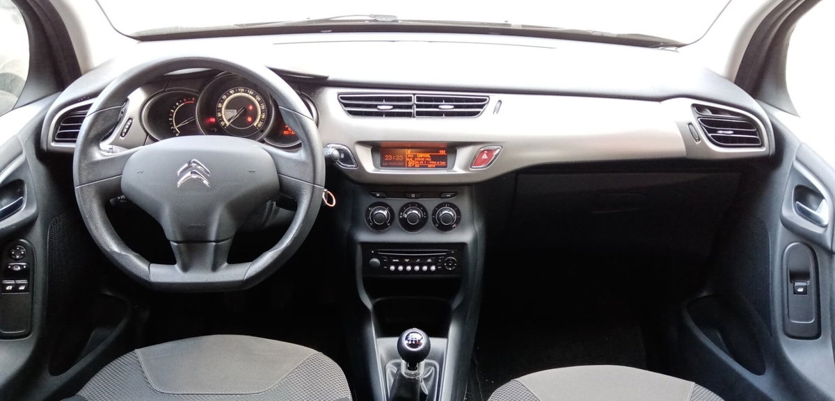 Citroen C3 1.4 HDi 70 Exclusive (7)