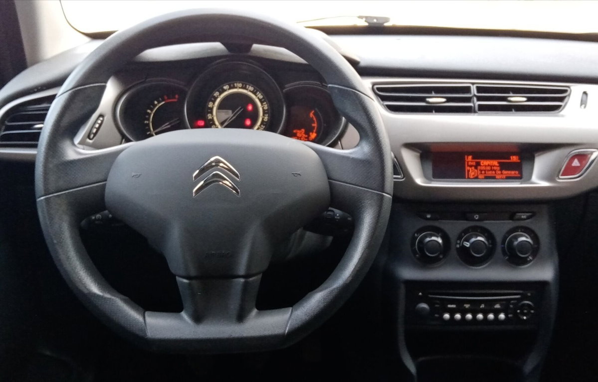Citroen C3 1.4 HDi 70 Exclusive (8)