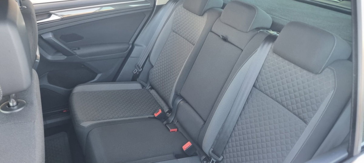 Volkswagen Tiguan 1.6 TDI SCR Business BlueMotion Technology (6)