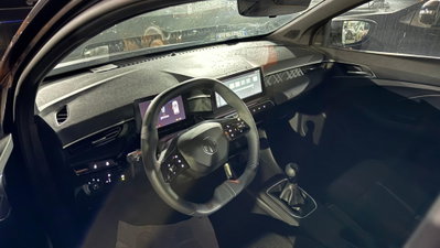 Mg MG3 1.5 Standard (8)