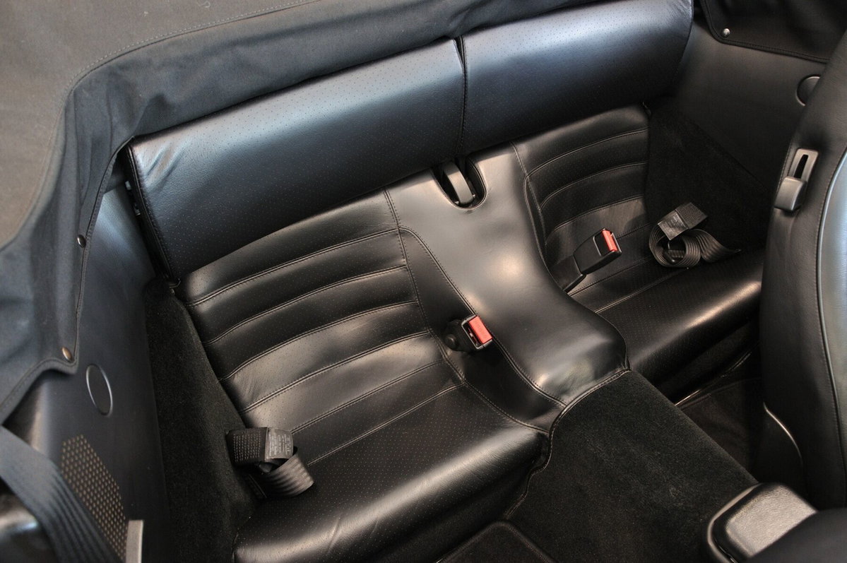 Porsche 944 Cabrio S2 (13)