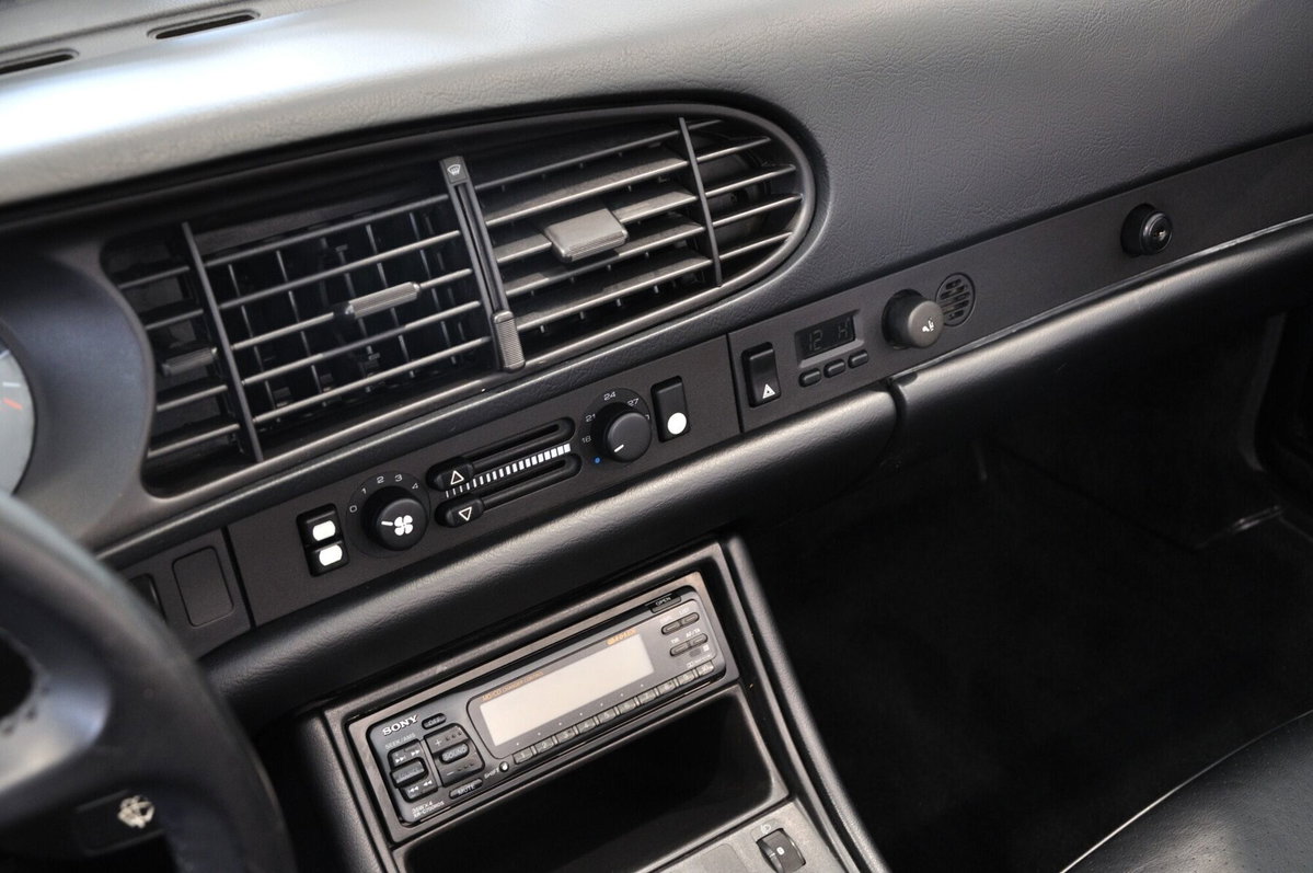 Porsche 944 Cabrio S2 (14)