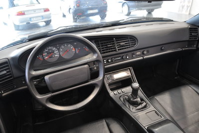 Porsche 944 Cabrio S2 (15)