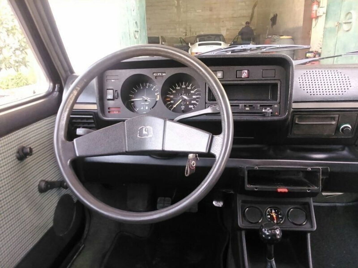 Volkswagen Golf Cabrio 1600 GLI (8)