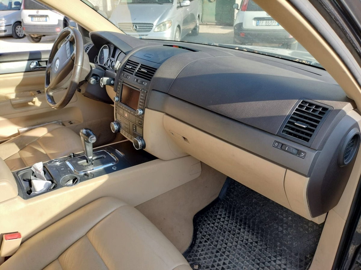 Volkswagen Touareg V6 TDI DPF tiptronic (10)
